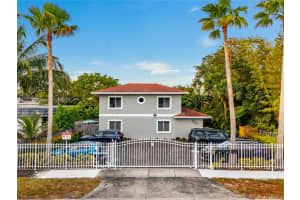1325 NE 5th Ave, Fort Lauderdale, FL 33304, Sold 03/21/25