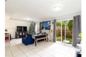 1325 NE 5th Ave, Fort Lauderdale, FL 33304, Sold 03/21/25
