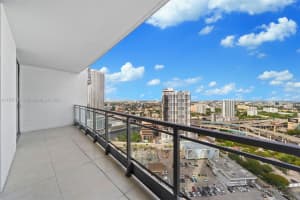 90 NW 3rd St, Miami, FL 33128, Sold 04/09/25