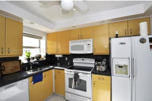 1865 S Ocean Dr APT 10F, Hallandale Beach, FL 33009, - MLS#A11707758