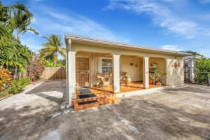 6365 SW 33rd St, Miami, FL 33155, Sold 02/14/25