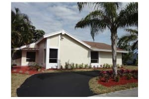 8211 SW 4th Pl, North Lauderdale, FL 33068, Sold 02/13/25