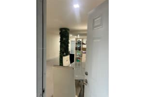 9373 Fontainebleau Blvd, Miami, FL 33172, Sold 04/29/25