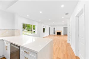 124 NE 110th St, Miami Shores, FL 33161, Sold 02/12/25