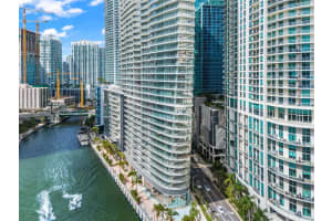 300 Biscayne Blvd Way, Miami, FL 33131, Sold 03/13/25
