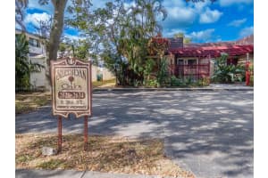 2620 N 38th Ave, Hollywood, FL 33021, Sold 01/14/25