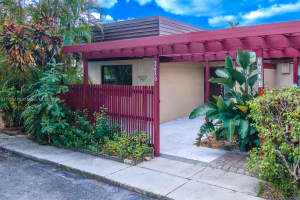 2620 N 38th Ave, Hollywood, FL 33021, Sold 01/14/25