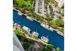 333 Las Olas Way, Fort Lauderdale, FL 33301, Sold 03/20/25