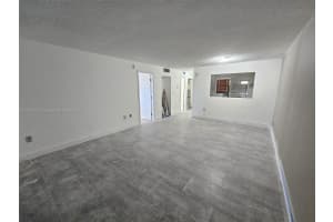 3600 Ne 170th St 402 North Miami Beach, FL 33160 - MLS#A11708312