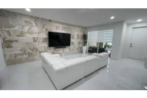2955 NW 126th Ave, Sunrise, FL 33323, Sold 01/24/25