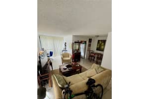 16919 N Bay Rd APT 117, Sunny Isles Beach, FL 33160, - MLS#A11708483