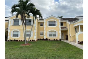 2271 Se 27th Dr 104-f, Homestead