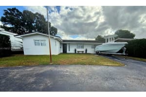 8790 NW 15th St, Pembroke Pines, FL 33024, Sold 01/17/25