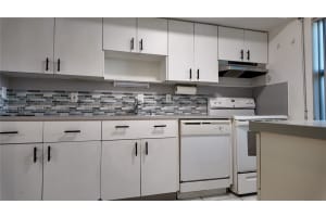 14115 SW 66th St, Miami, FL 33183, Sold 01/31/25