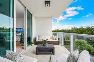 15051 Royal Oaks Ln, North Miami, FL 33181, Sold 03/17/25