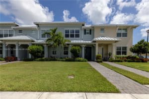 1240 Eucalyptus Dr Unit 2, Hollywood, FL 33021, Sold 05/30/25