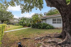 9423 SW 174th St, Palmetto Bay, FL 33157, Sold 02/10/25