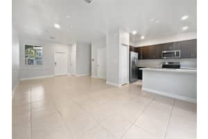 2677 SE 13th St, Homestead, FL 33035, Sold 07/23/25