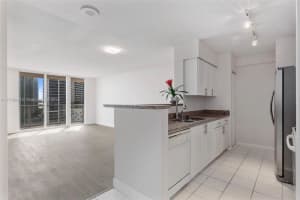 1155 Brickell Bay Dr, Miami, FL 33131, Sold 08/25/25