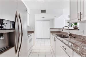 1155 Brickell Bay Dr, Miami, FL 33131, Sold 08/25/25