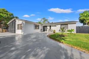 18745 Sw 99th Rd, Cutler Bay