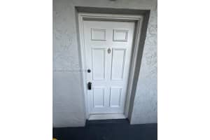 17255 SW 95th Ave, Palmetto Bay, FL 33157, Sold 03/05/25