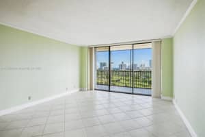 20335 E Country Club Dr, Aventura, FL 33180, Sold 04/14/25