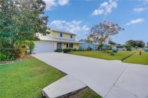 654 Crescent Ave, Port St. Lucie, FL 34984, Sold 03/14/25