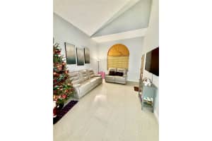 7821 SW 9th Terrace, Miami, FL 33144, - MLS#A11709060
