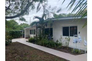 565 NW 127th St, North Miami, FL 33168, Sold 02/20/25