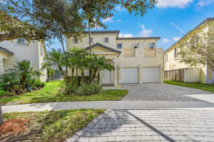 3130 NE 1st Dr, Homestead, FL 33033, Sold 05/14/25