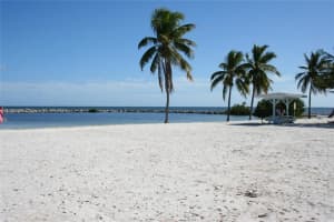 230 Antigua Rd, Key Largo