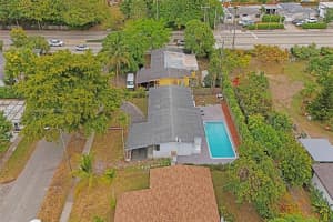 580 NE 172nd St, North Miami Beach, FL 33162, Sold 02/21/25