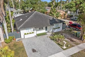 225 NW 13th St, Homestead, FL 33030, Sold 03/17/25