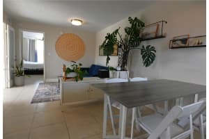 910 Michigan Ave APT 506, Miami Beach, FL 33139, - MLS#A11709451