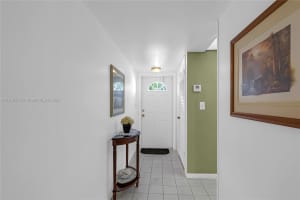 9800 N Hollybrook Lake Dr 109 Pembroke Pines, FL 33025 - MLS#A11709510