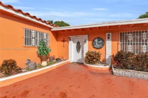 15411 NE 10th Ave, North Miami Beach, FL 33162, Sold 07/09/25