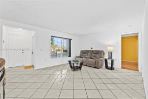 8630 NW 7th Ct, Pembroke Pines, FL 33024, Sold 03/04/25