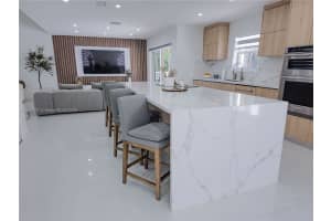 18199 SW 3rd St, Pembroke Pines, FL 33029, Sold 01/30/25