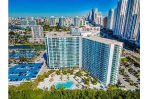 100 Bayview Dr, Sunny Isles Beach, FL 33160, Sold 01/27/25