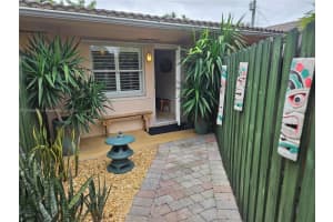 728 NE 13th Ct, Fort Lauderdale, FL 33304, Sold 01/17/25