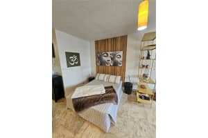 728 NE 13th Ct, Fort Lauderdale, FL 33304, Sold 01/17/25
