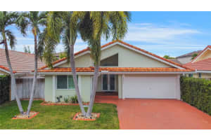 18850 NW 84th Ave, Hialeah, FL 33015, Sold 02/21/25