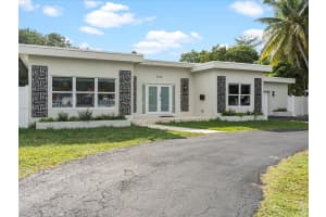 2630 Fillmore St, Hollywood, FL 33020, Sold 09/03/25