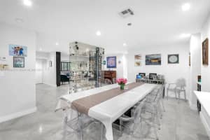 5420 N 37th St Hollywood, FL 33021 - MLS#A11709929