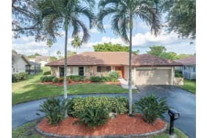 11195 NW 15th St, Coral Springs, FL 33071, Sold 01/29/25