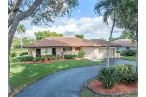 11195 NW 15th St, Coral Springs, FL 33071, Sold 01/29/25