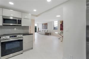 1600 S Ocean Dr APT 2F, Hollywood, FL 33019, - MLS#A11710144