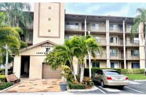 1400 SW 137th Ave, Pembroke Pines, FL 33027, Sold 02/28/25
