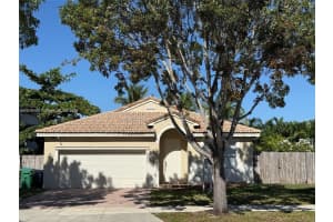 16605 SW 68th Terrace, Miami, FL 33193, Sold 01/24/25